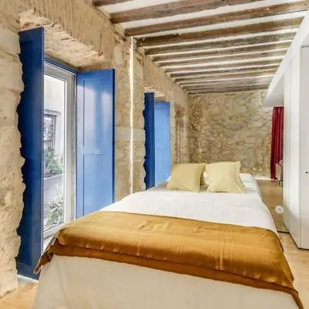 شقة Beautiful Loft “Green Street Lisbon” In City Centre With Wi-Fi & A/C; Street Parking Available